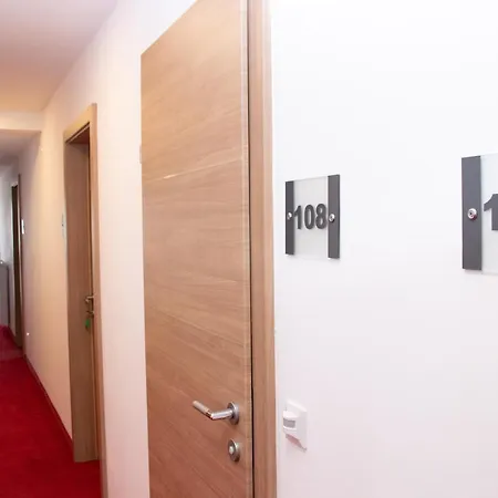 Schlafstube - Bed & Breakfast Zeltweg