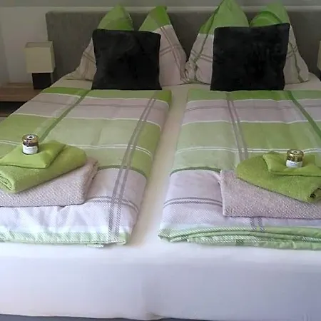 Schlafstube - Bed & Breakfast Zeltweg