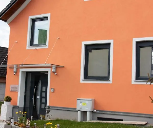 Schlafstube - Bed & Breakfast 3*